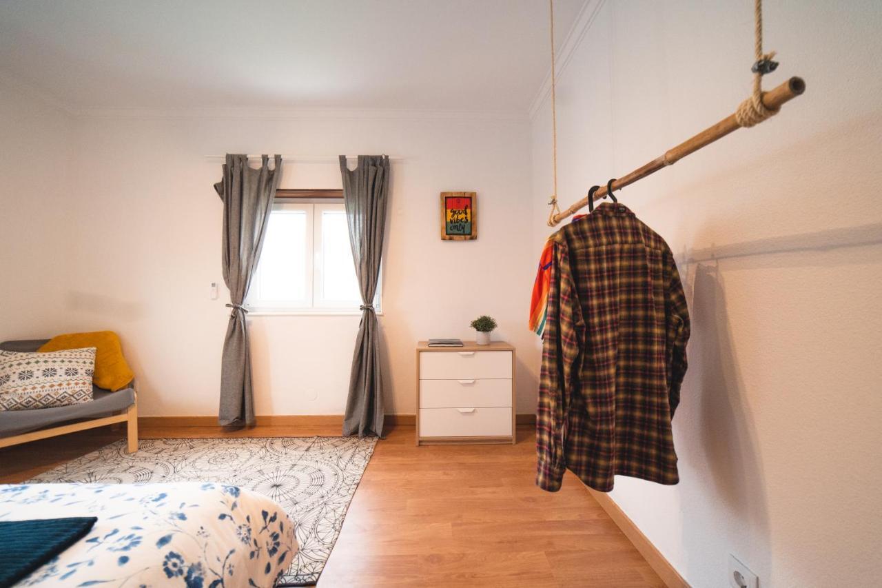 Gundi House Hostel Ericeira Luaran gambar