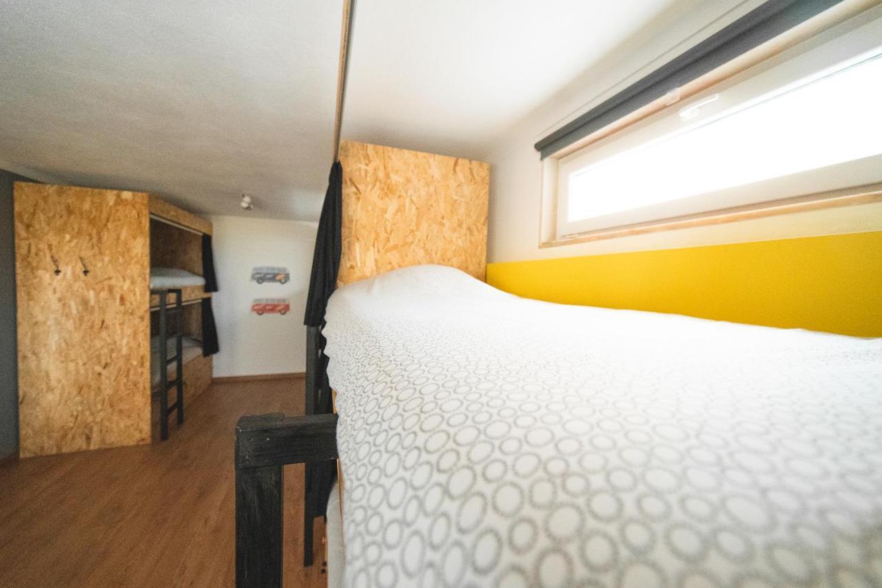 Gundi House Hostel Ericeira Luaran gambar