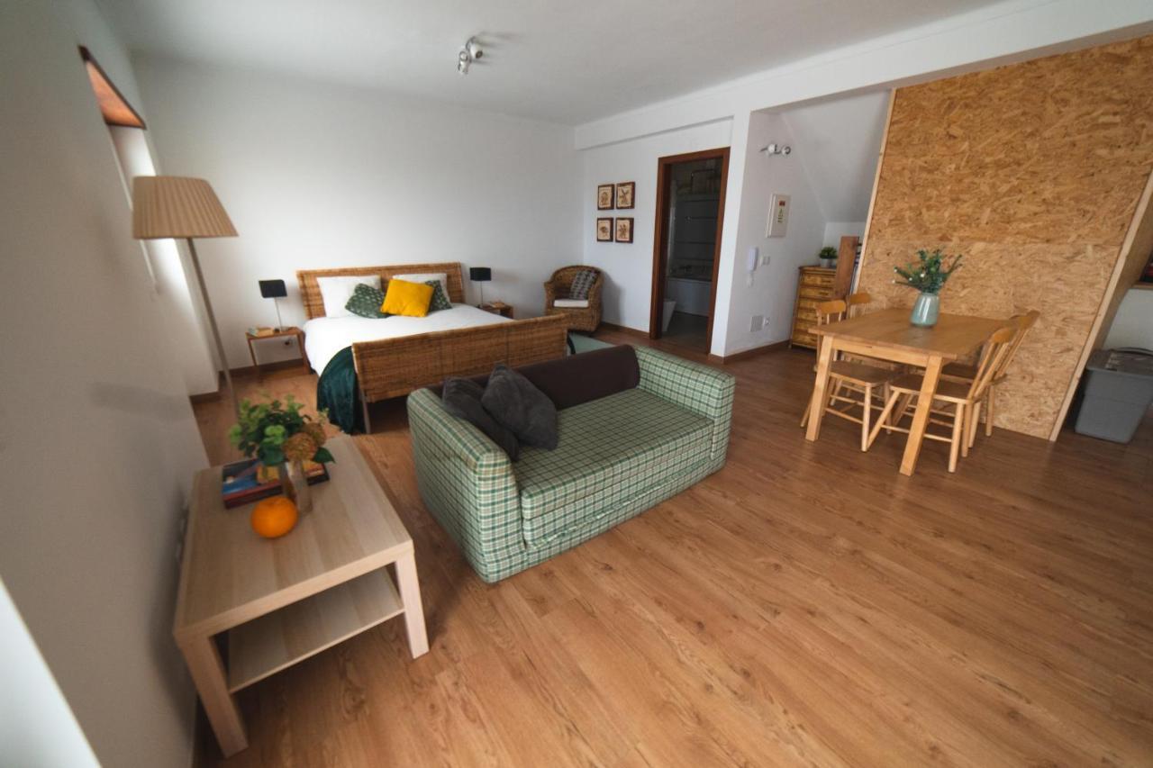 Gundi House Hostel Ericeira Luaran gambar