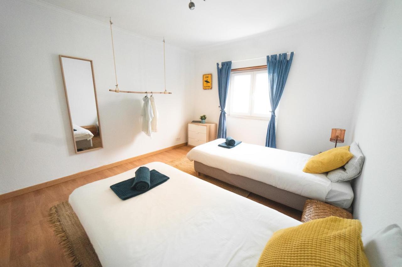 Gundi House Hostel Ericeira Luaran gambar